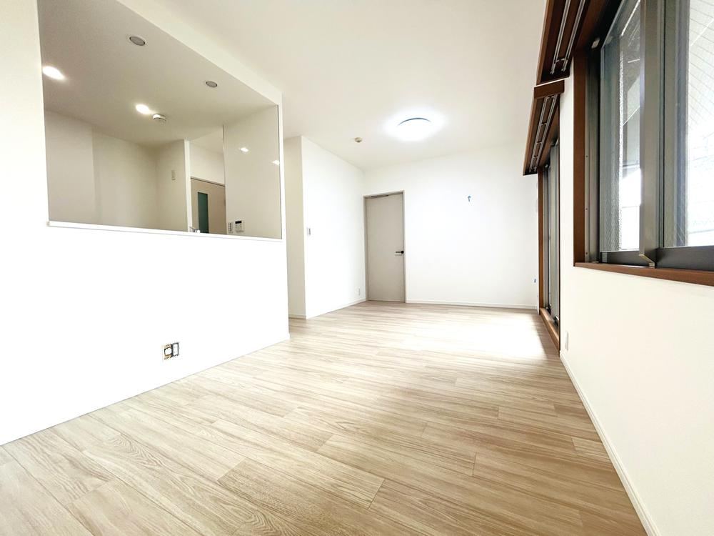 3LDK apartment in Suita, Osaka - Photo 1
