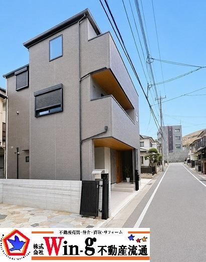 3LDK house in Tarumi Ward, Kobe, Hyogo - Photo 1