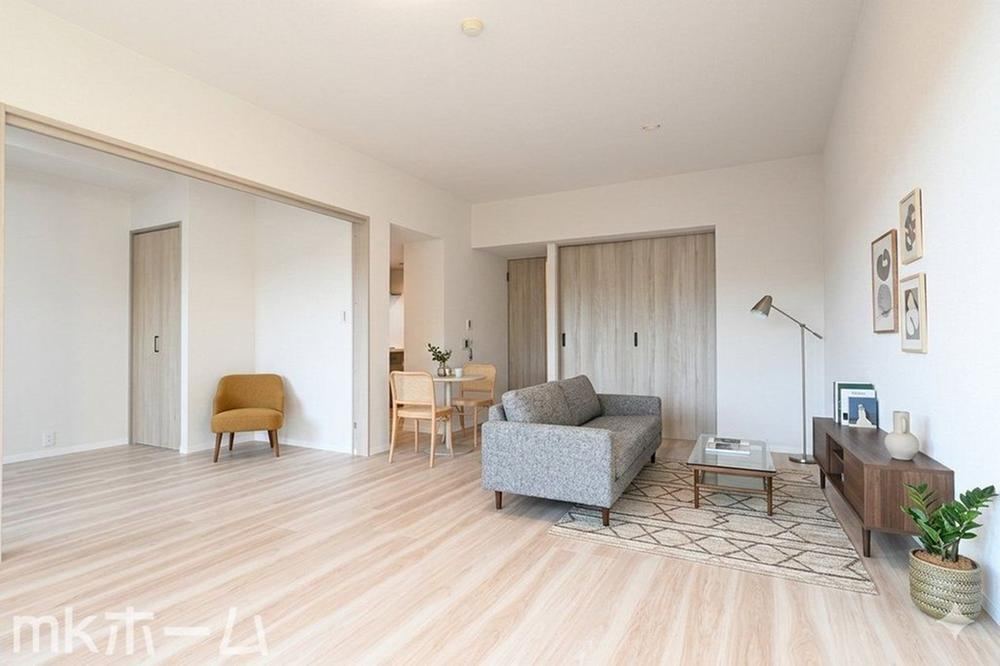 4LDK apartment in Funabashi, Chiba - Photo 1