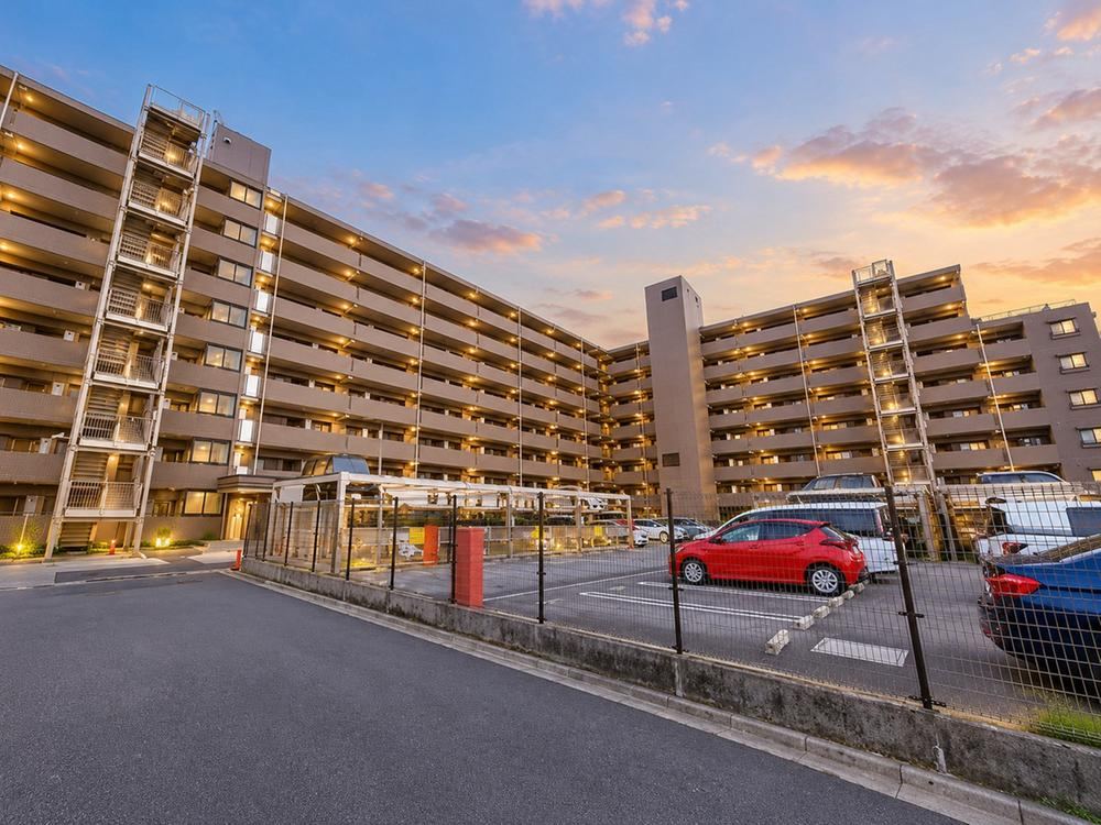 3LDK apartment in Funabashi, Chiba - Photo 1