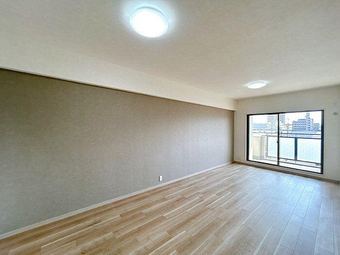 2LDK apartment in Yokkaichi