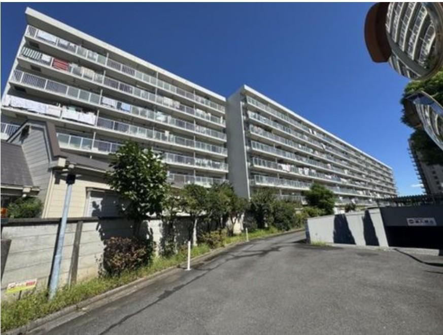 3LDK apartment in Warabi, Saitama - Photo 1