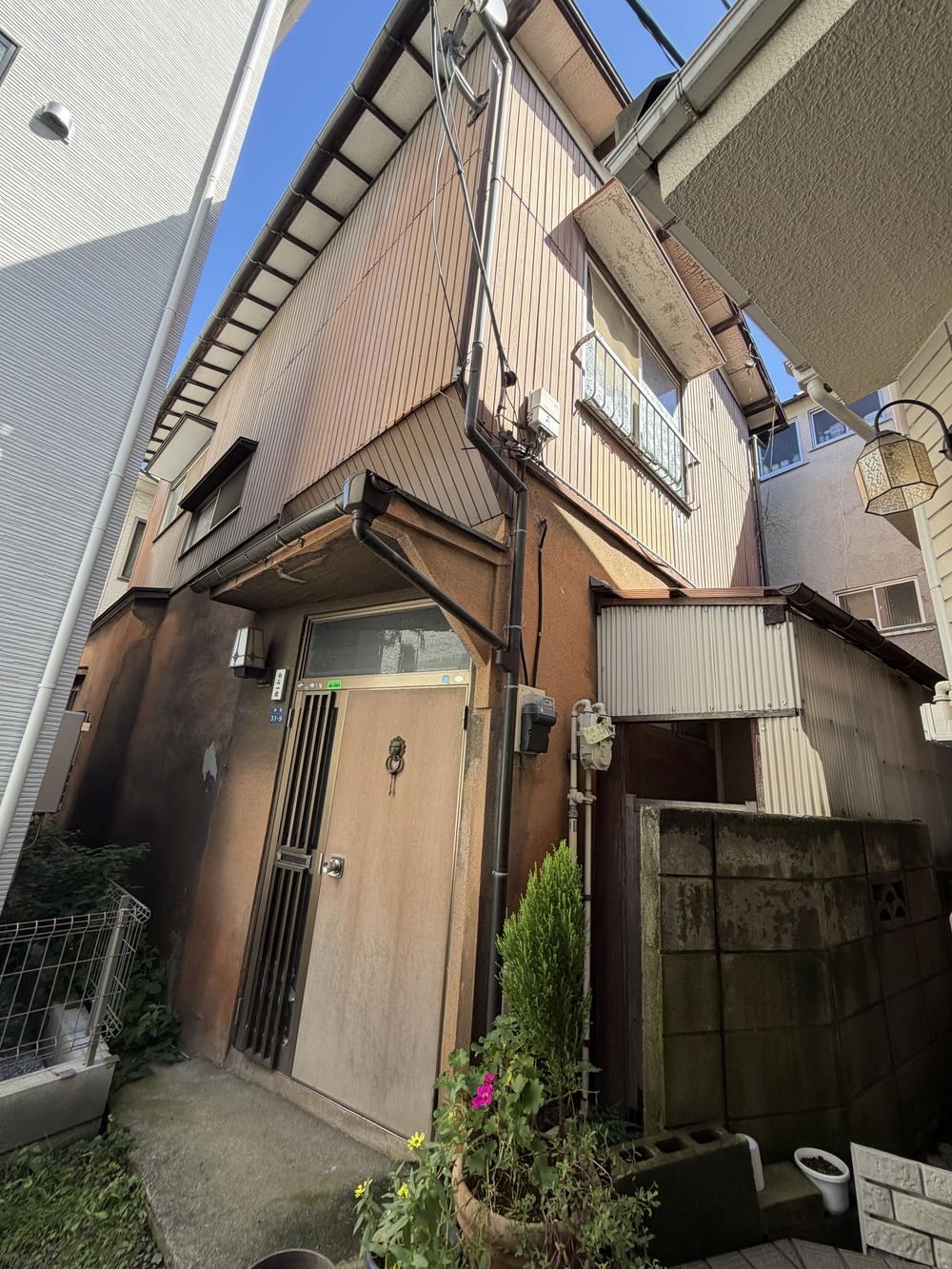 4DK house in Itabashi Ward, Tokyo - Photo 1