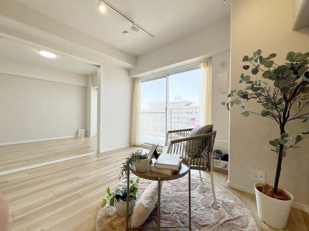 2LDK apartment in Amagasaki, Hyogo - Photo 1