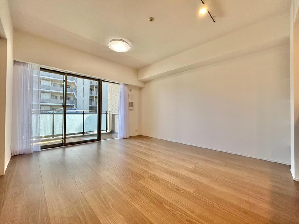 4LDK apartment in Koto Ward, Tokyo - Photo 1