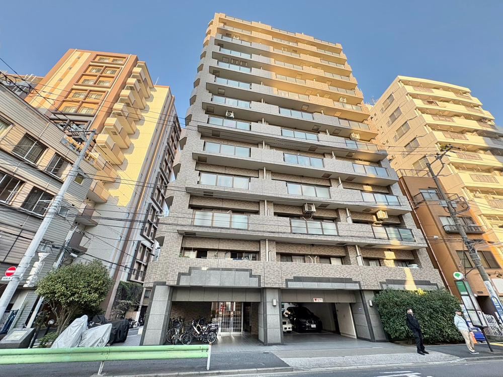 3LDK apartment in Taito Ward, Tokyo - Photo 1