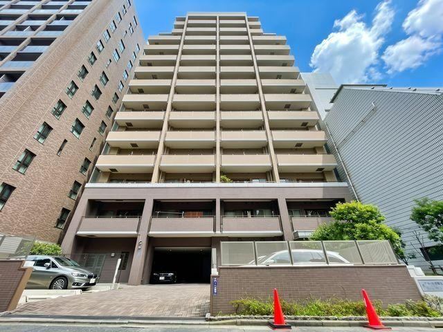 1LDK apartment in Shibuya Ward, Tokyo - Photo 1