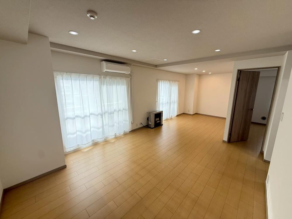 2LDK apartment in Chuo Ward, Sapporo, Hokkaido - Photo 1