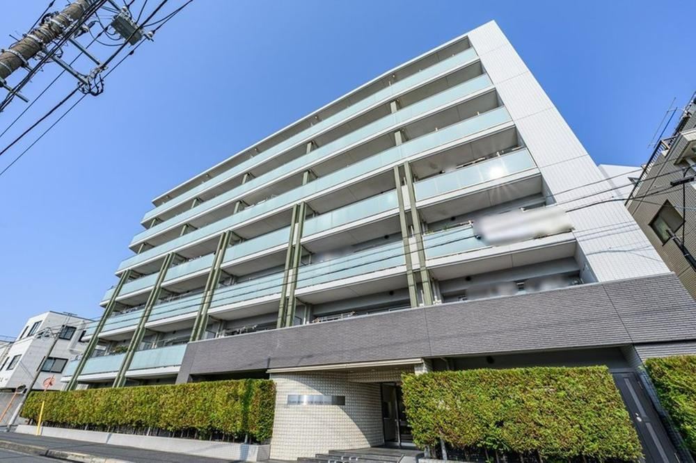 3LDK apartment in Isogo Ward, Yokohama, Kanagawa - Photo 1