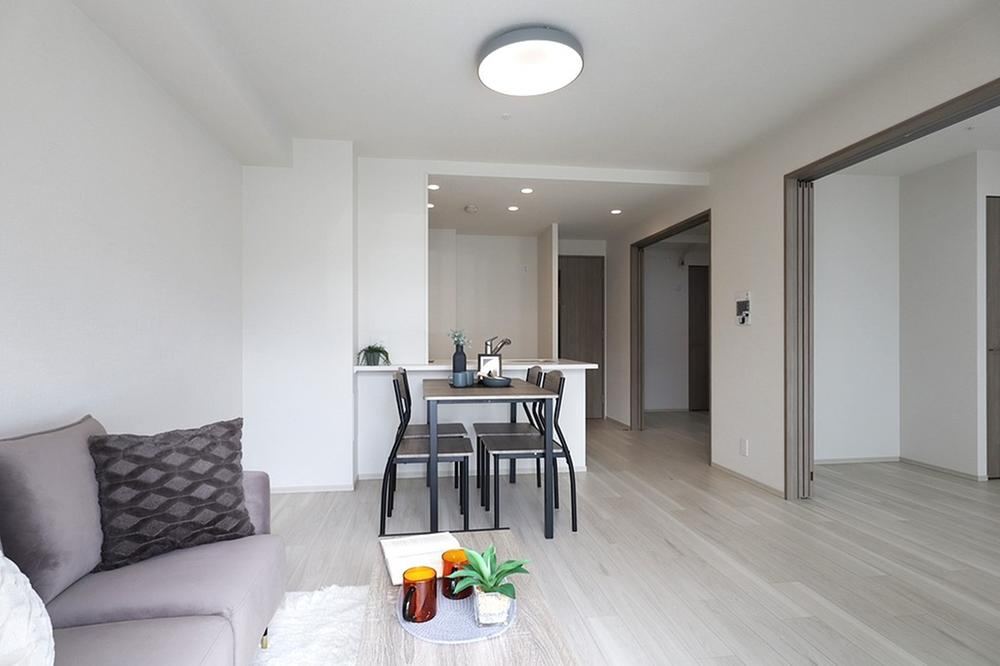 3LDK apartment in Suminoe Ward, Osaka - Photo 1