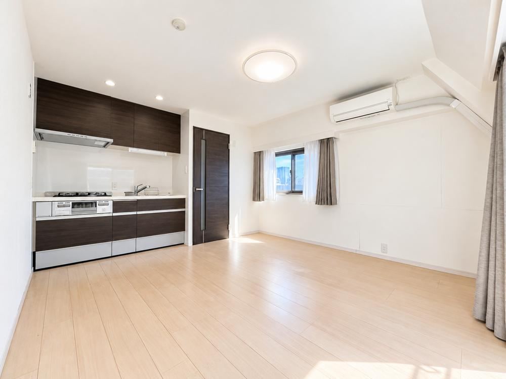1LDK apartment in Nakano Ward, Tokyo - Photo 1