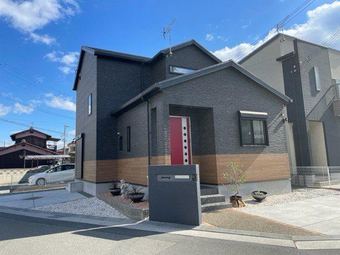 2LDK+2S house in Takasago