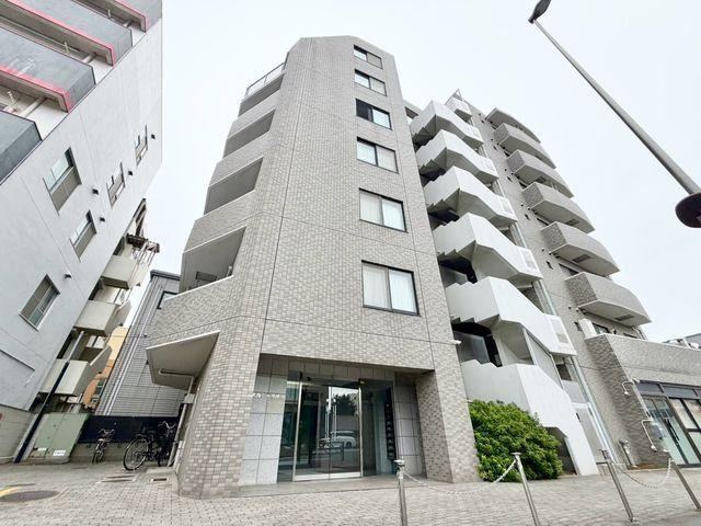 2LDK apartment in Ota Ward, Tokyo - Photo 1