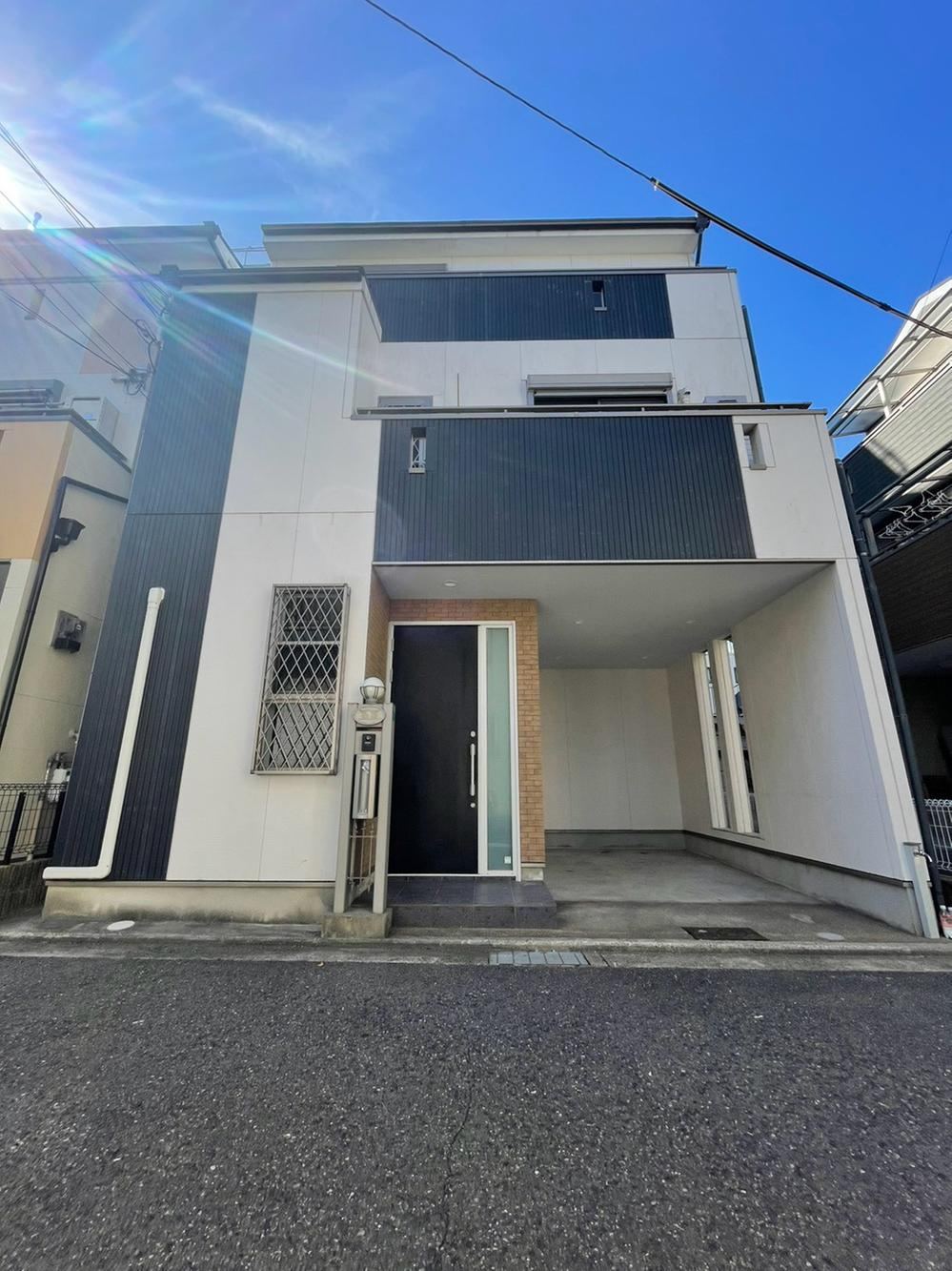 3LDK house in Suminoe Ward, Osaka - Photo 1