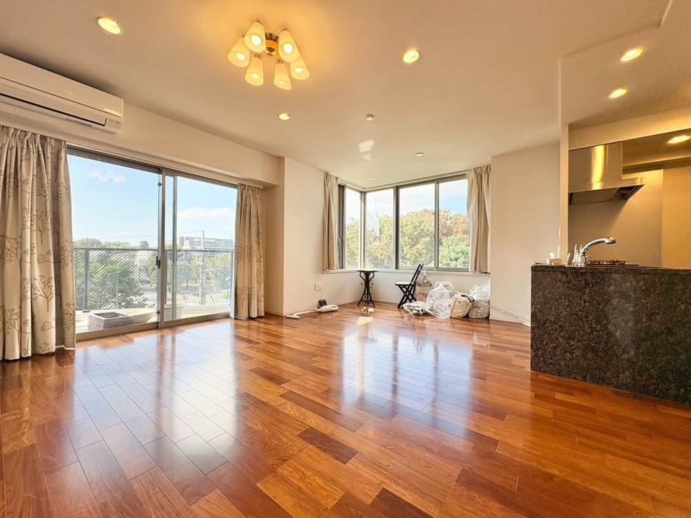 3LDK apartment in Suginami Ward, Tokyo - Photo 1