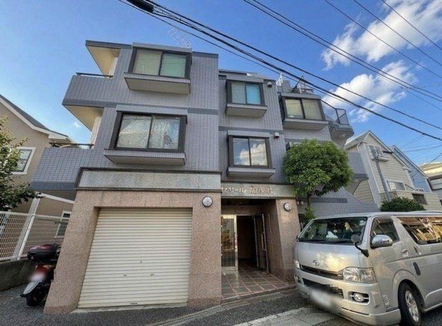 2LDK apartment in Setagaya Ward, Tokyo - Photo 1