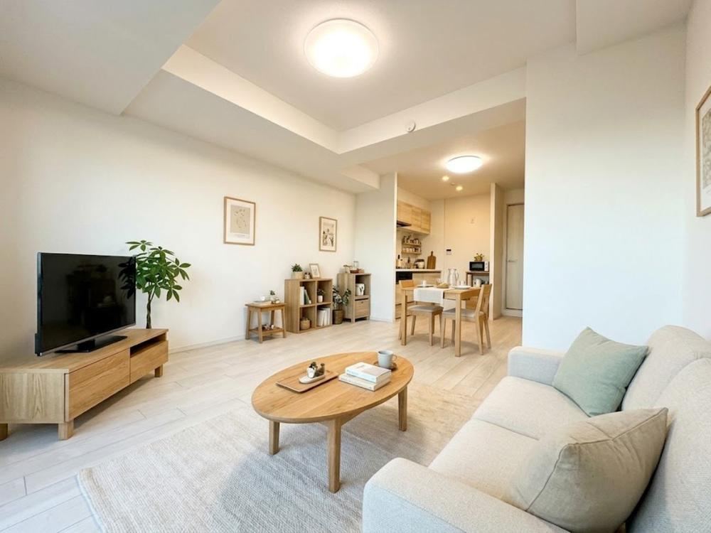 2LDK+S apartment in Adachi Ward, Tokyo - Photo 1