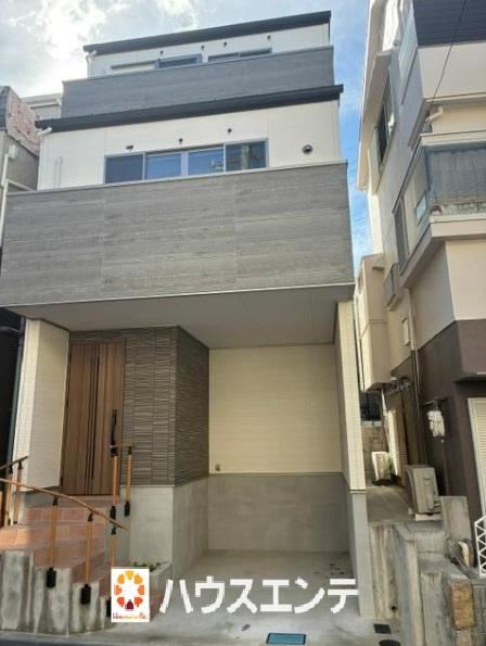 2LDK house in Toyonaka, Osaka - Photo 1