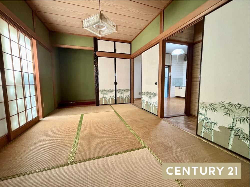 5DK house in Kakogawa, Hyogo - Photo 1