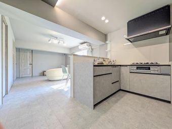 4LDK apartment in Asahi Ward