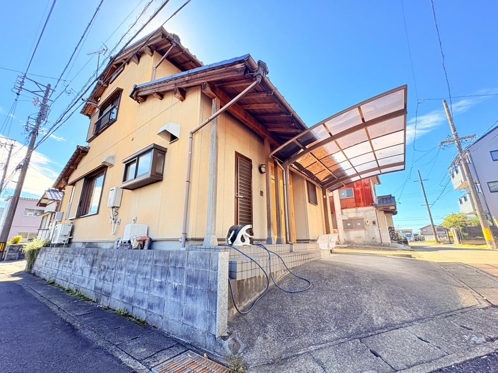3LDK house in Gifu, Gifu - Photo 1