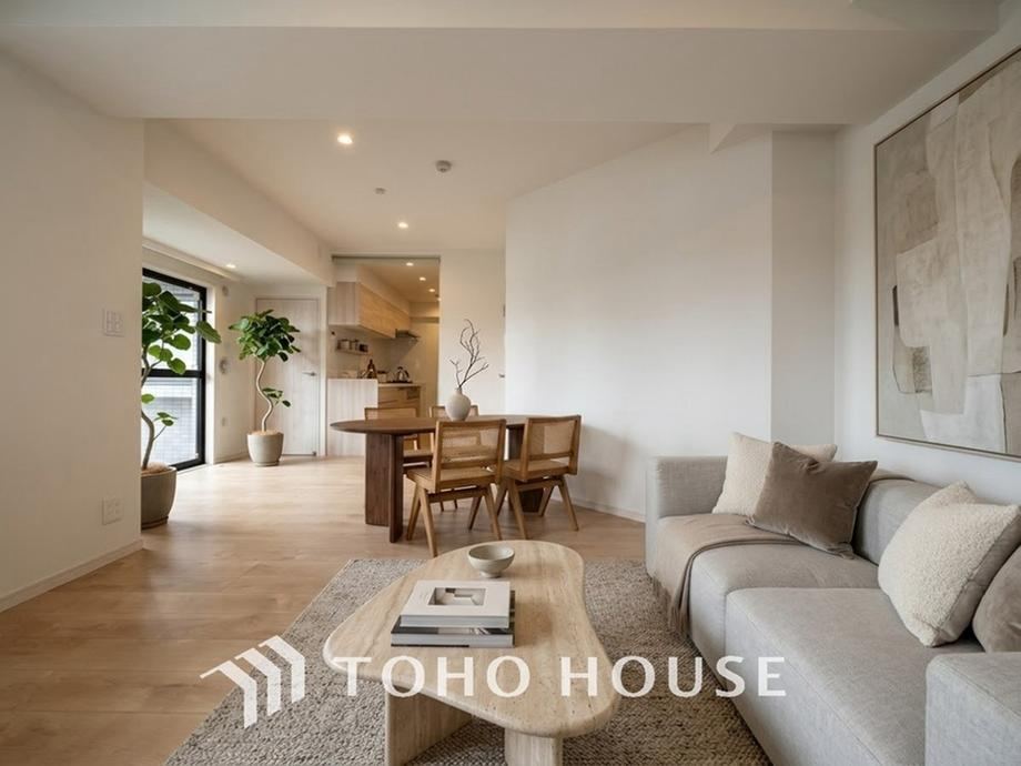 2LDK+S apartment in Toshima Ward, Tokyo - Photo 1