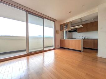 3LDK apartment in Daito