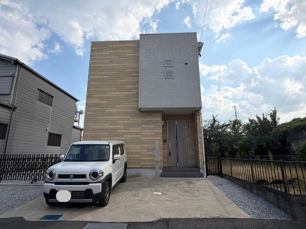 3LDK house in Yokkaichi, Mie - Photo 1