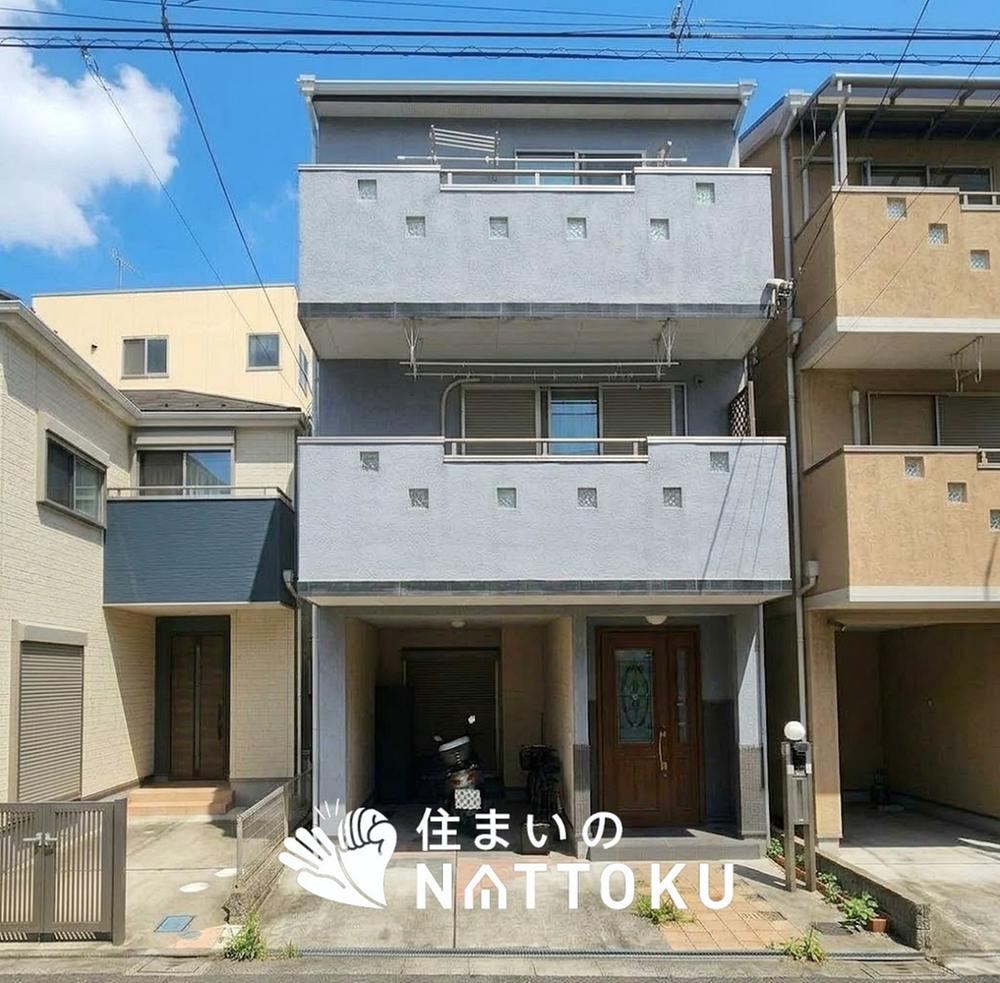 4LDK house in Neyagawa, Osaka - Photo 1