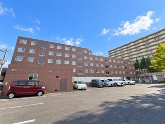 3LDK apartment in Minami Ward, Sapporo