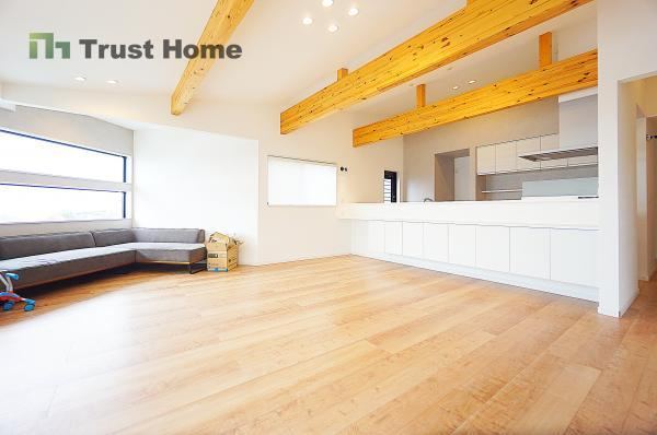 4LDK house in Takarazuka, Hyogo - Photo 1