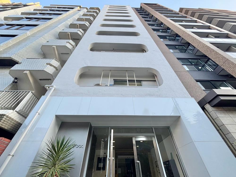 1LDK apartment in Shinjuku Ward, Tokyo - Photo 1