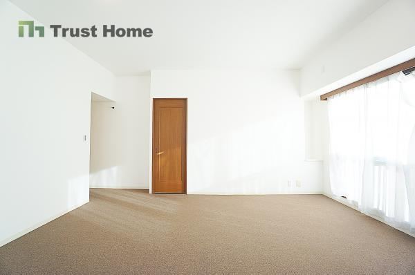 4LDK apartment in Suma Ward, Kobe, Hyogo - Photo 1