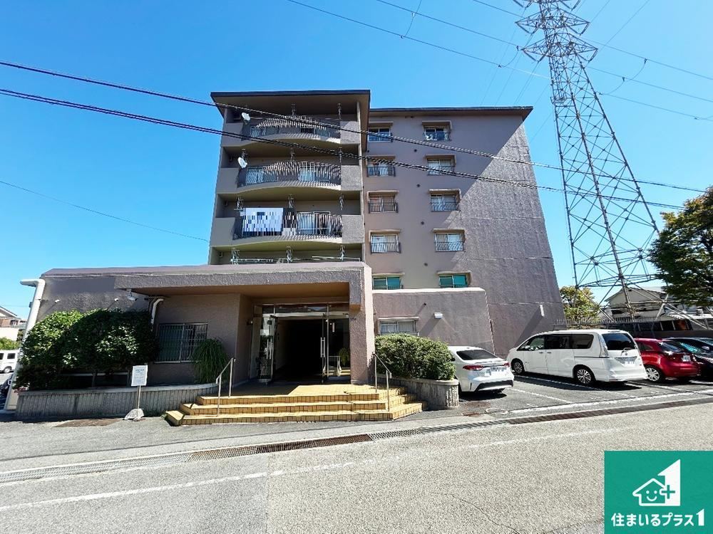 2LDK apartment in Takarazuka, Hyogo - Photo 1