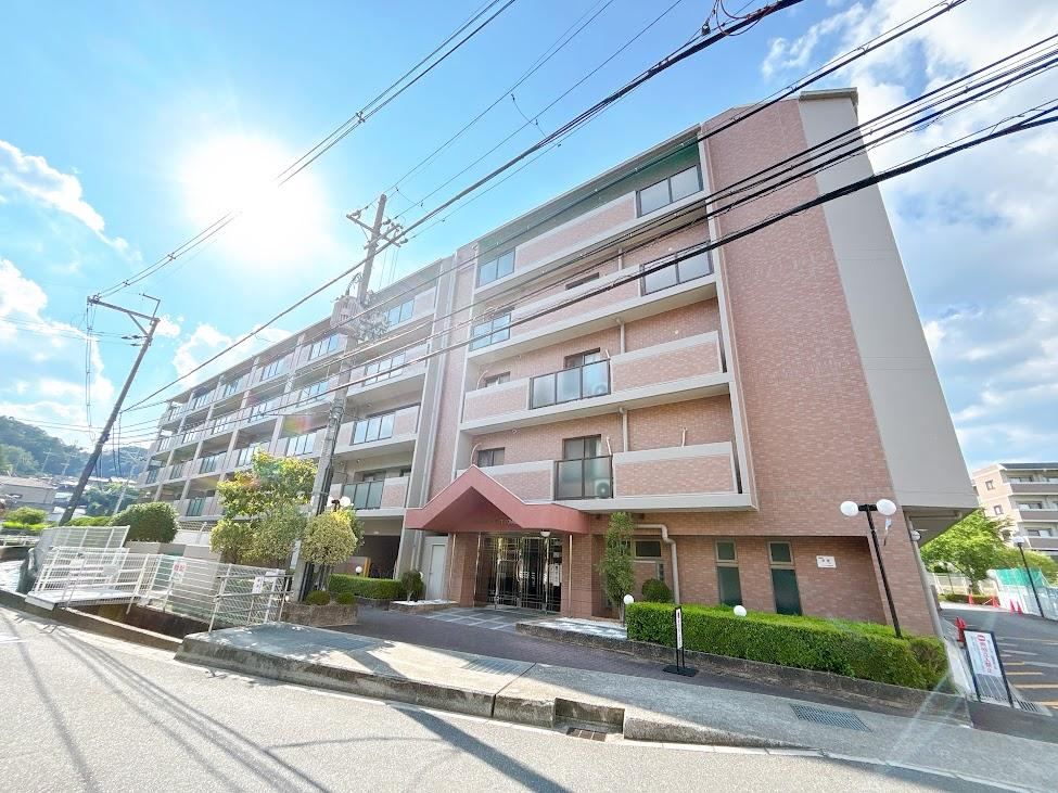 3LDK apartment in Nara, Nara - Photo 1
