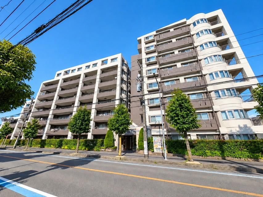 3LDK+S apartment in Yamato, Kanagawa - Photo 1