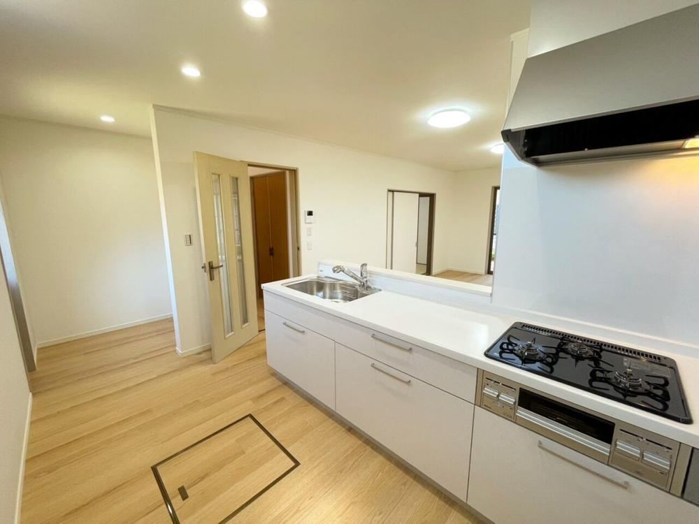 4LDK house in Yokkaichi, Mie - Photo 1