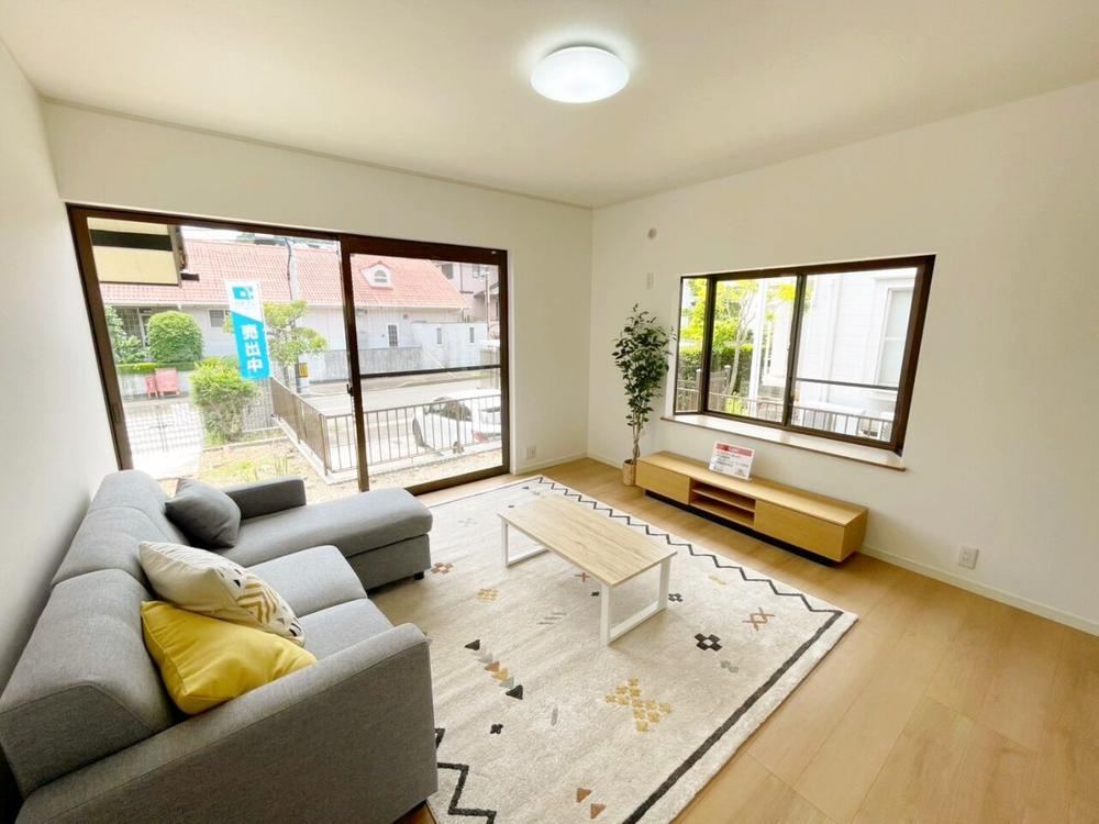 5LDK house in Yokkaichi, Mie - Photo 1