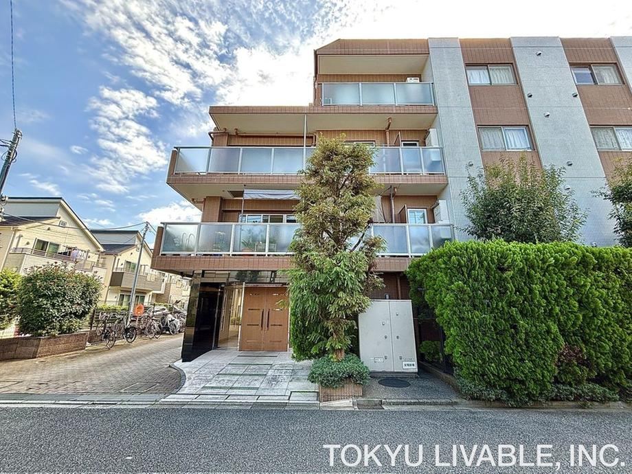 3LDK apartment in Setagaya Ward, Tokyo - Photo 1