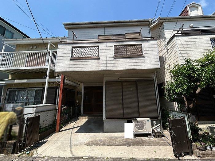 3LDK house in Ayase, Kanagawa - Photo 1