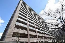 4LDK apartment in Suita, Osaka - Photo 1