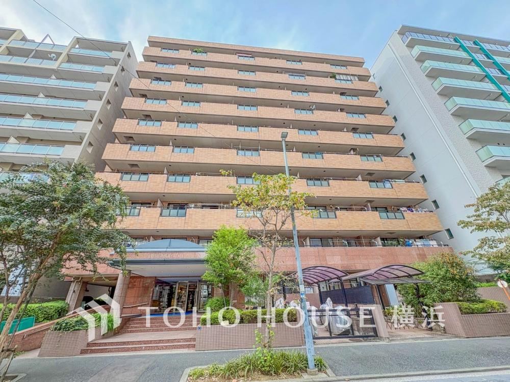 3LDK apartment in Isogo Ward, Yokohama, Kanagawa - Photo 1