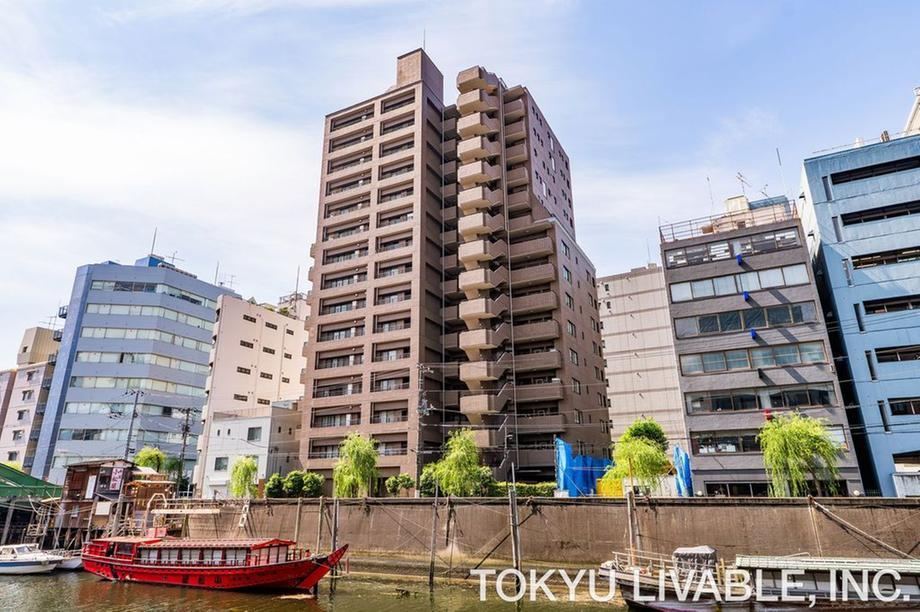 2LDK apartment in Chuo Ward, Tokyo - Photo 1