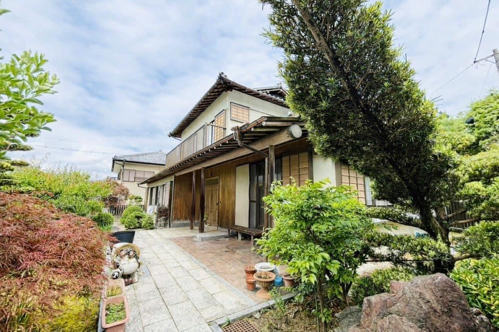6DK+S house in Yokkaichi, Mie - Photo 1