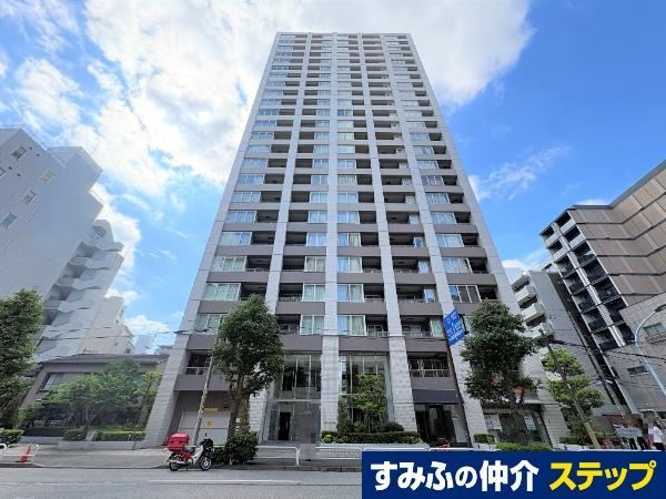 1LDK apartment in Shinjuku Ward, Tokyo - Photo 1