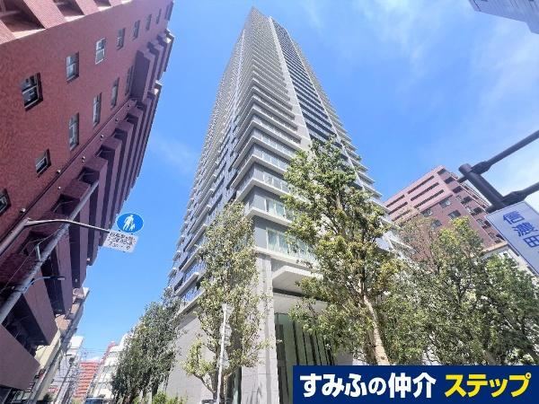 3LDK apartment in Shinjuku Ward, Tokyo - Photo 1