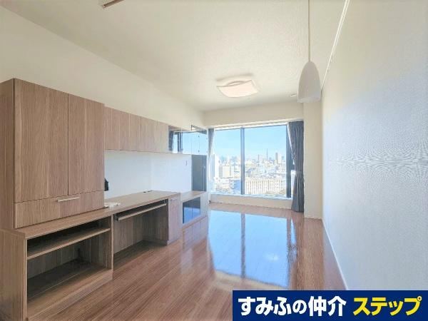 2LDK+S apartment in Shinjuku Ward, Tokyo - Photo 1