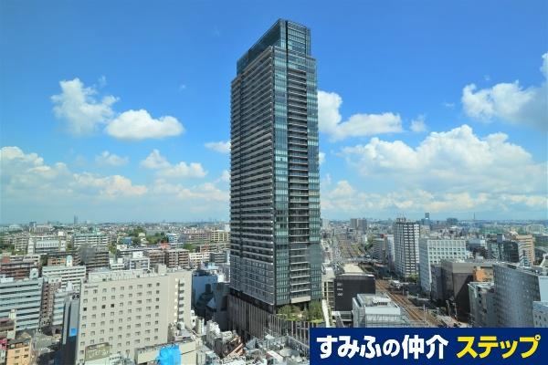 2LDK apartment in Kanagawa Ward, Yokohama, Kanagawa - Photo 1
