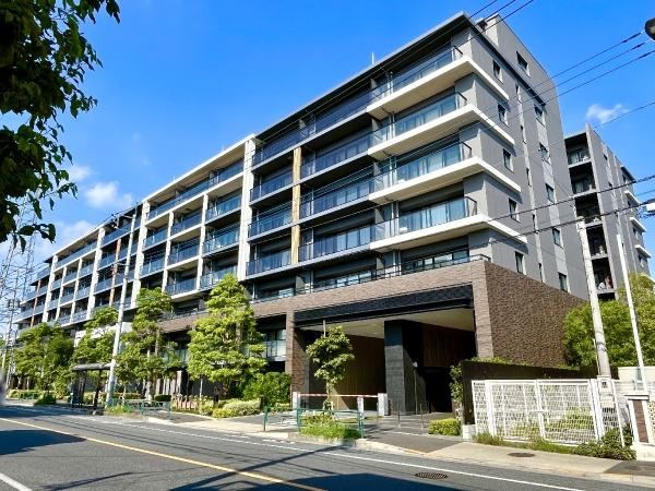 3LDK apartment in Kodaira, Tokyo - Photo 1