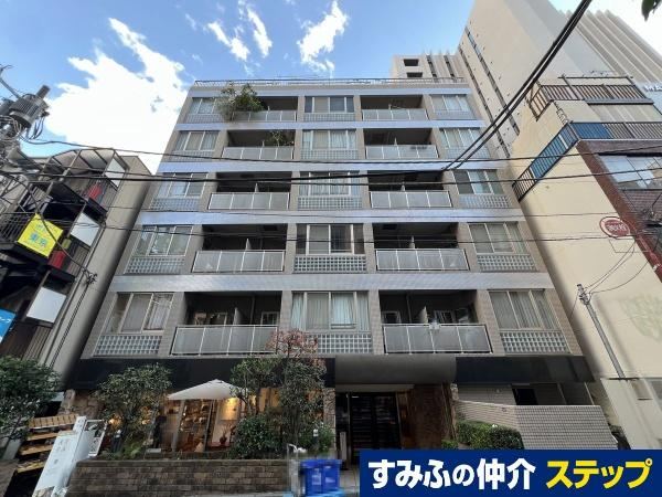2LDK+S apartment in Shibuya Ward, Tokyo - Photo 1